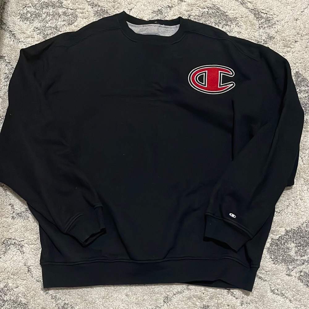 Champion Sherpa embroidered long sleeve Crewneck